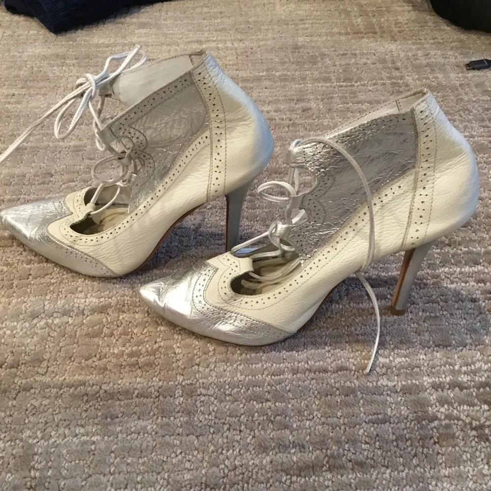 Jasmine Elizabeth leather lace up pumps - Picture 4 of 7